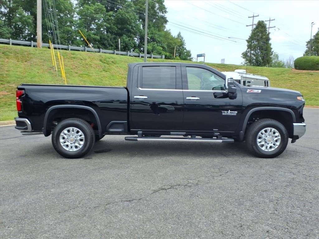 2026 Chevrolet Silverado 2500 HD — side profile view