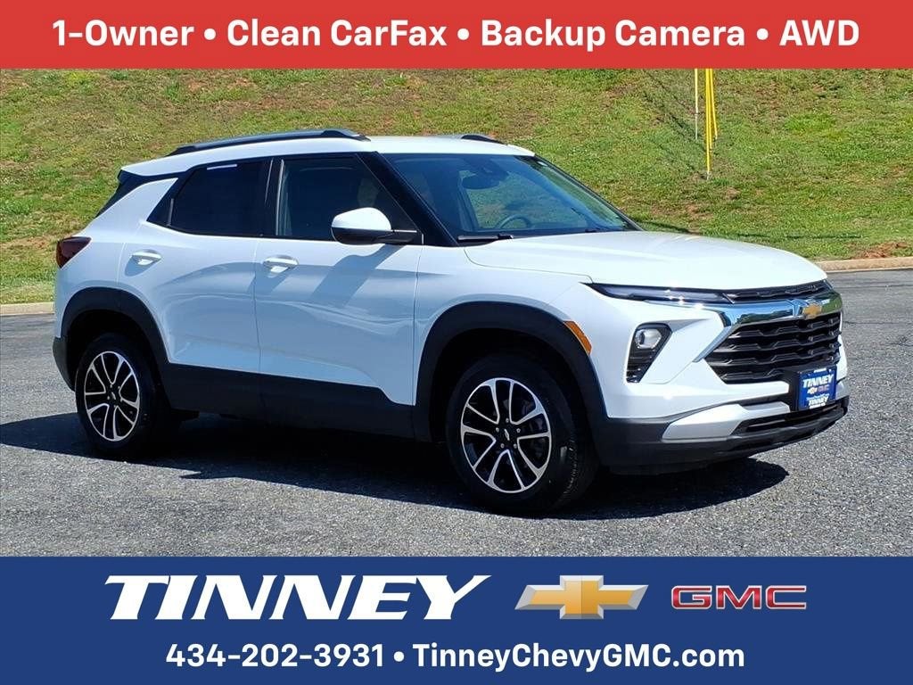 2025 Chevrolet Trailblazer LT in Summit White — front three-quarter view